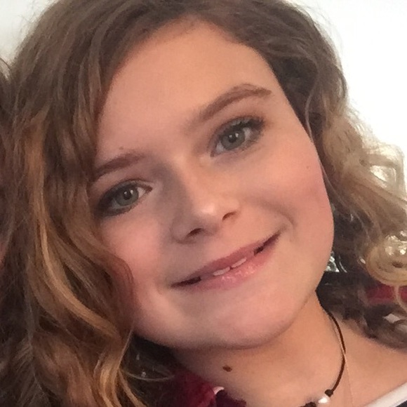 Meet your Posher, Adaline - Picture 1 of 1